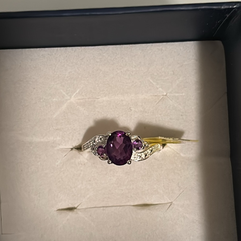 Amethyst oval ring size 8